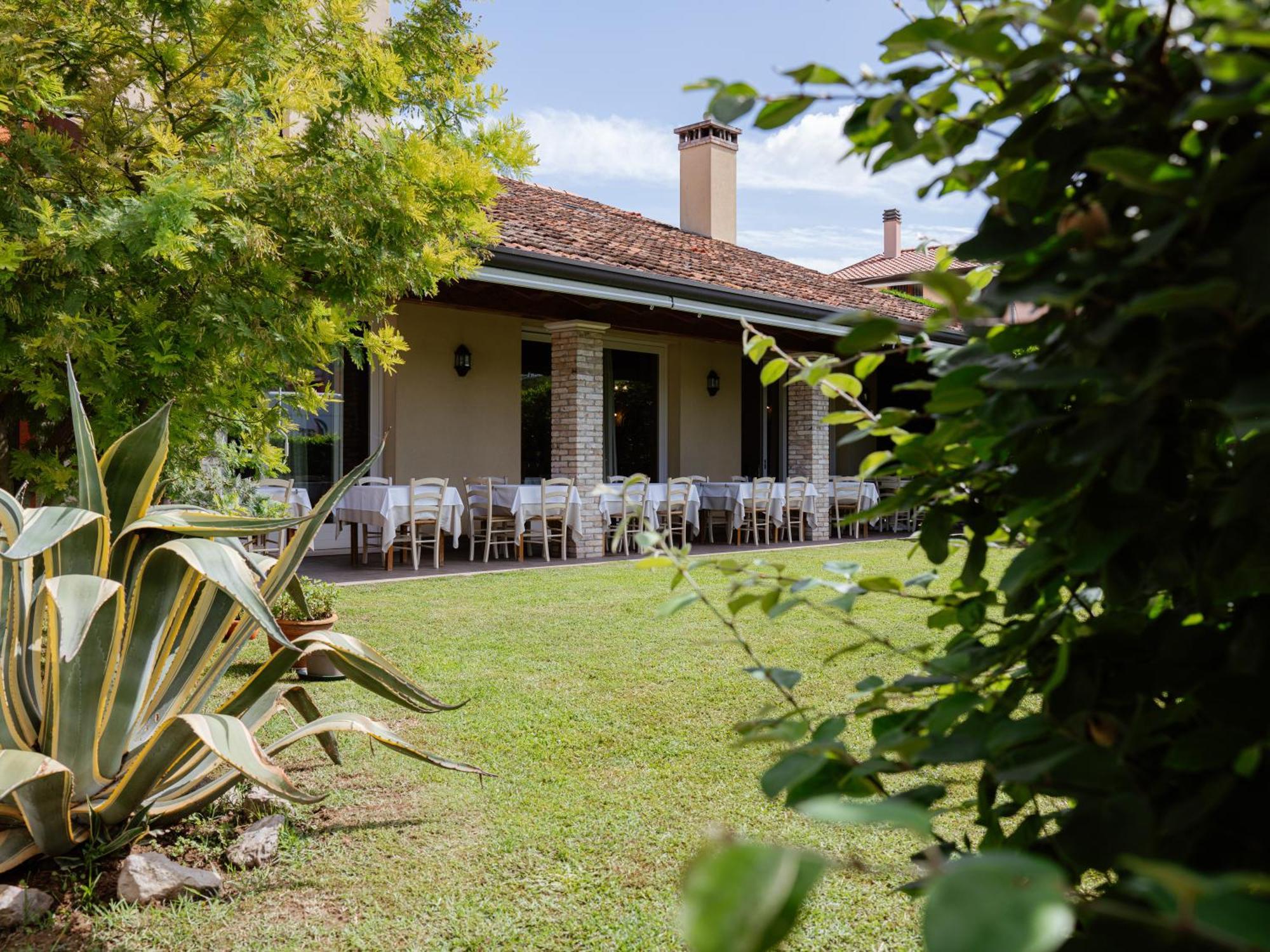 Locanda Al Ponte De Fero Jesolo Exterior photo